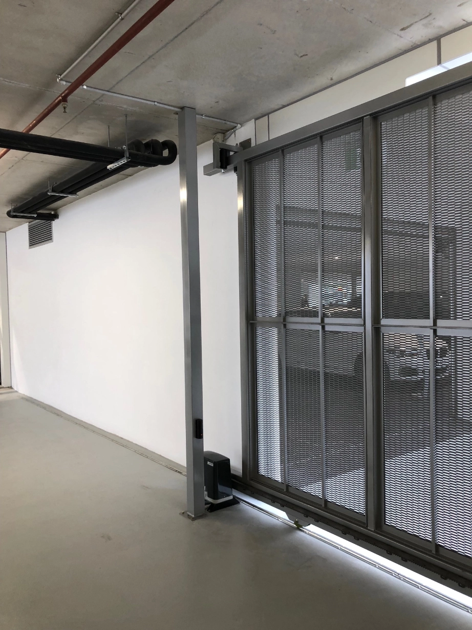 Sliding gates